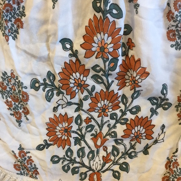 Exhilaration Bohemian Fringe Hem Peasant Blouse Size Medium Short Sleeve Resale - Picture 7 of 16